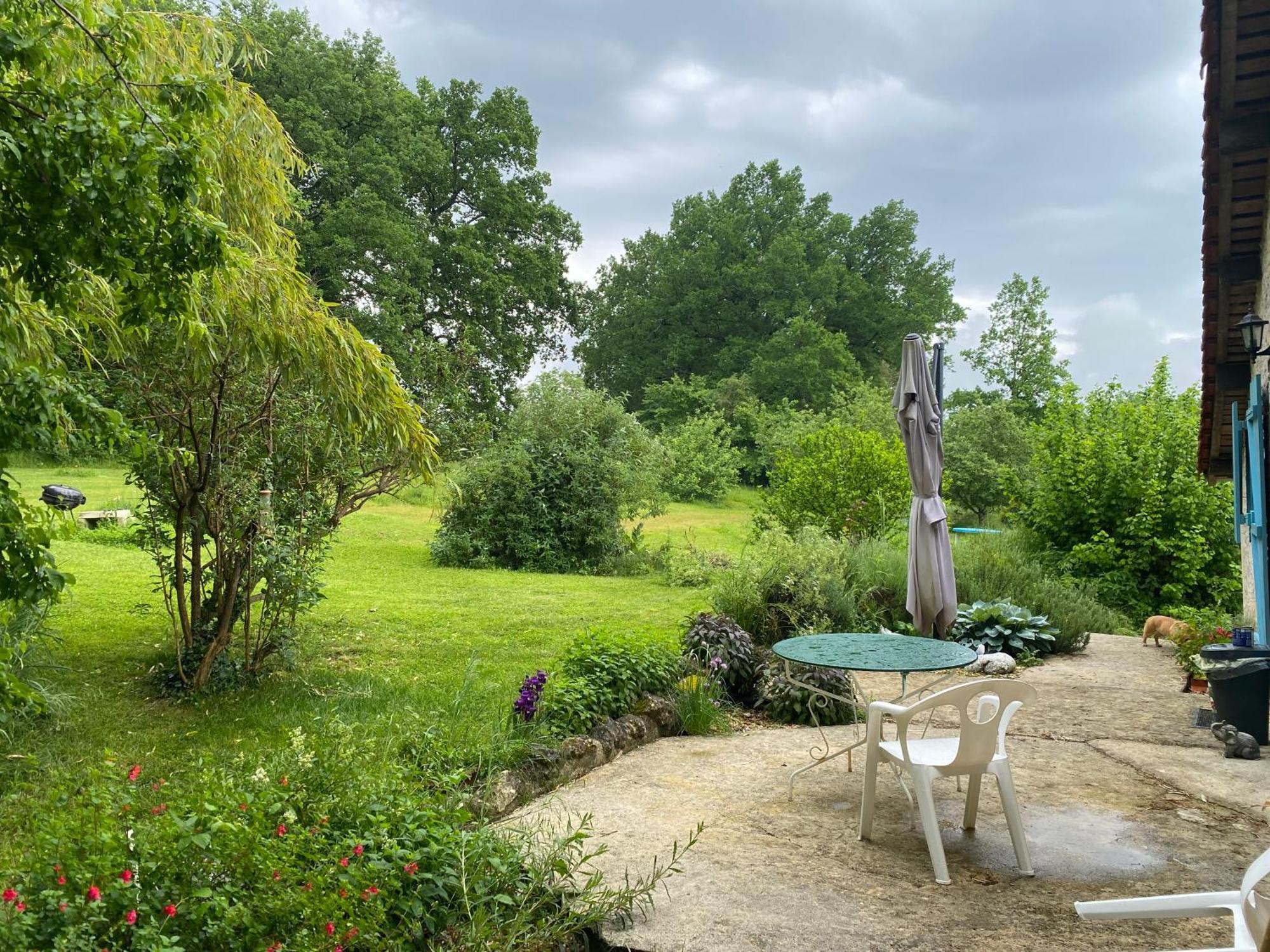 Villa Katy'S Barn Saint-Aulaye-Puymangou Esterno foto