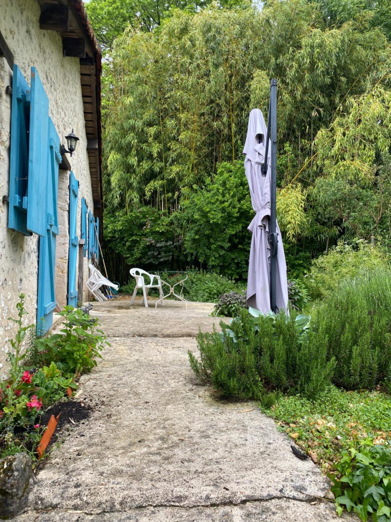 Villa Katy'S Barn Saint-Aulaye-Puymangou Esterno foto