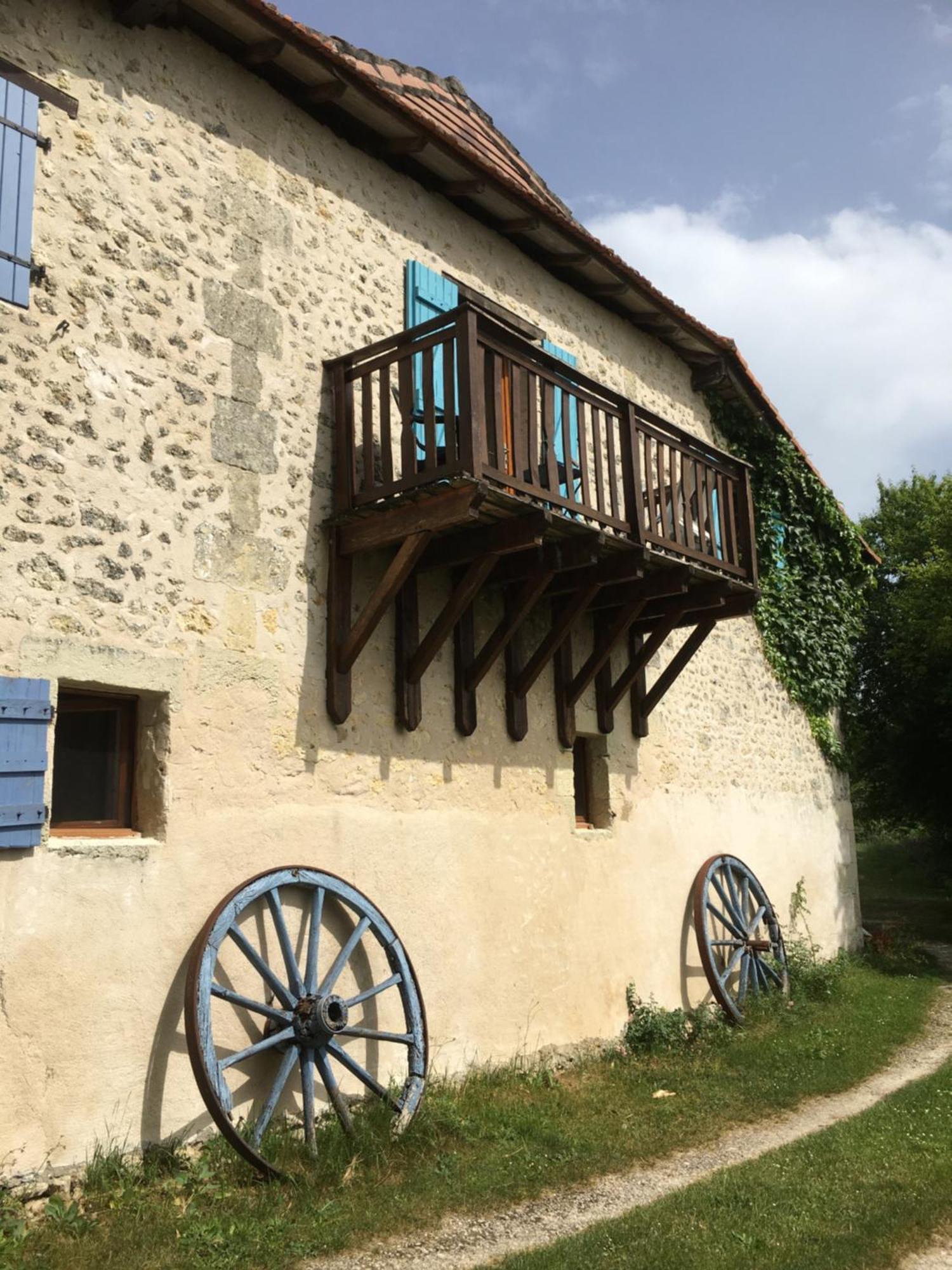 Villa Katy'S Barn Saint-Aulaye-Puymangou Esterno foto